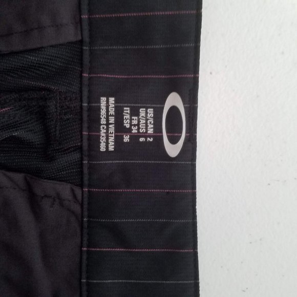Oakley Womens Black Pink Striped Capri Golf Pants Size 2  NWT - Picture 6 of 6